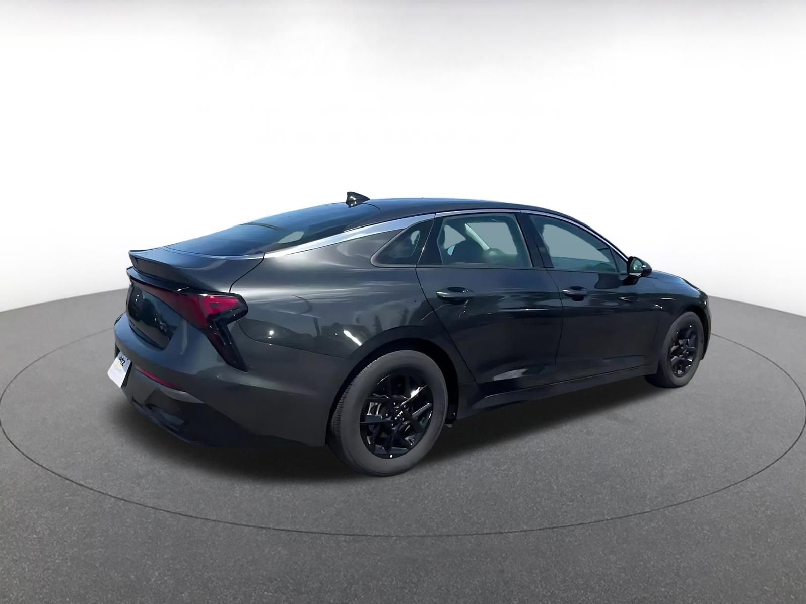 Thumbnail: 2025 Kia K5 - 16