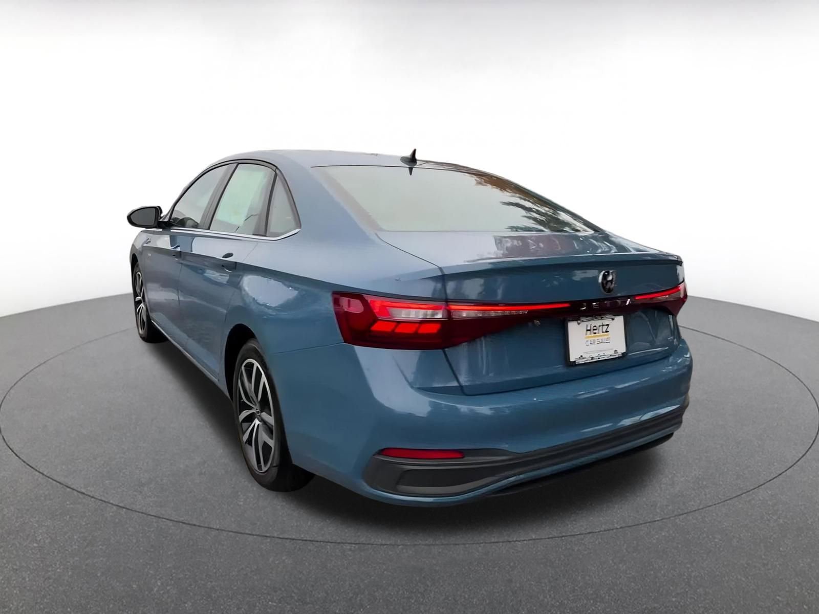 Thumbnail: 2025 Volkswagen Jetta - 11