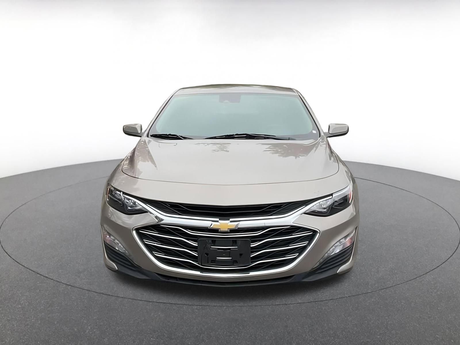 Thumbnail: 2023 Chevrolet Malibu - 5