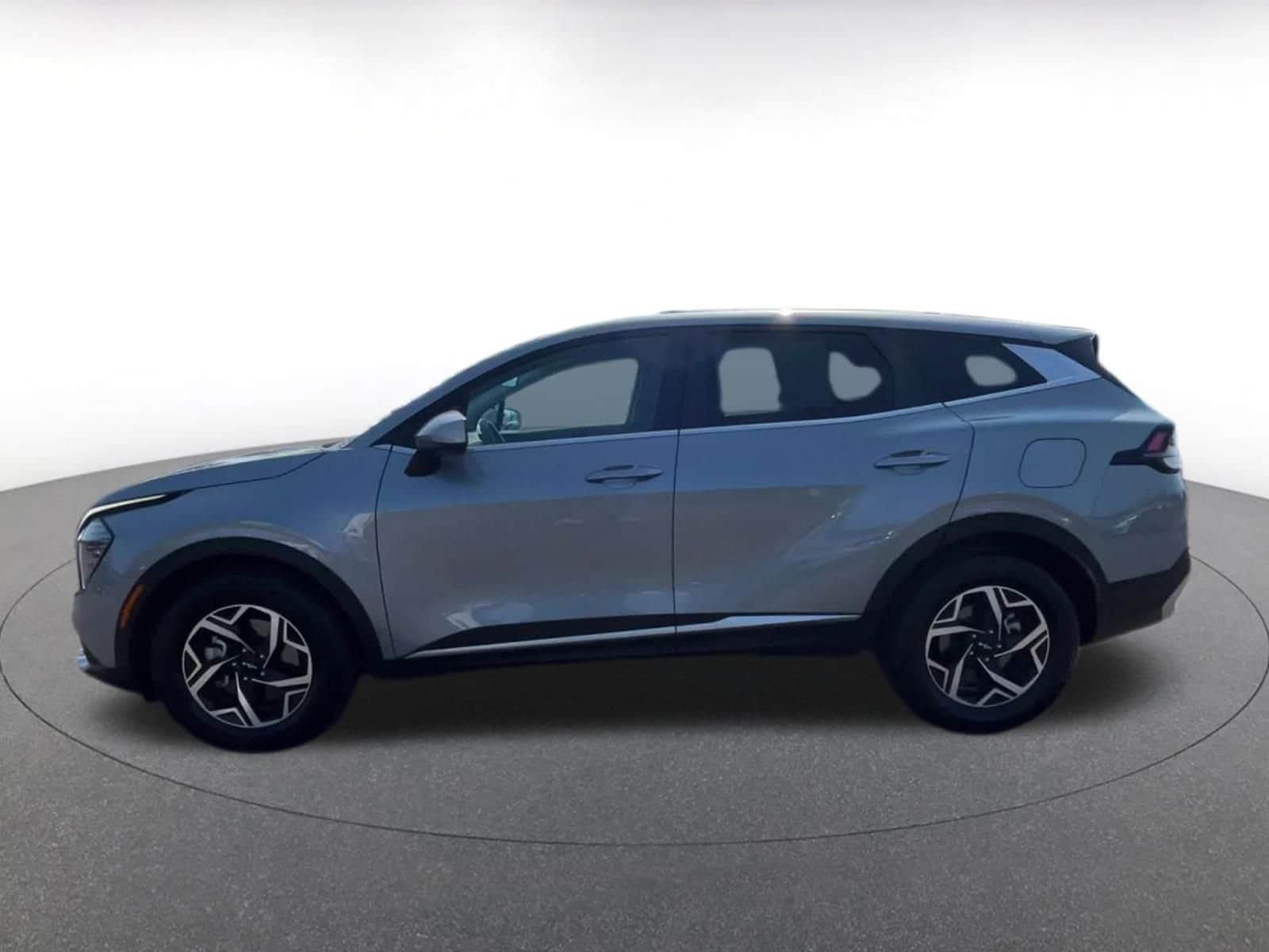 Thumbnail: 2024 Kia Sportage - 9