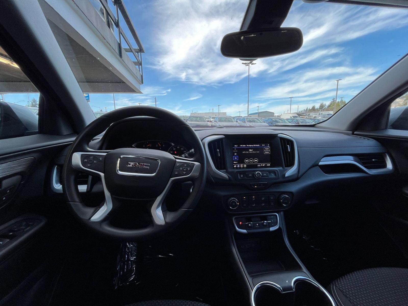 Thumbnail: 2024 GMC Terrain - 33