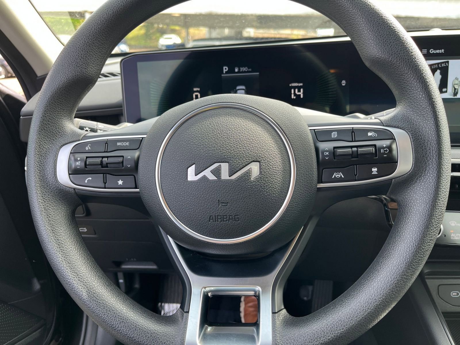 Thumbnail: 2025 Kia K5 - 29