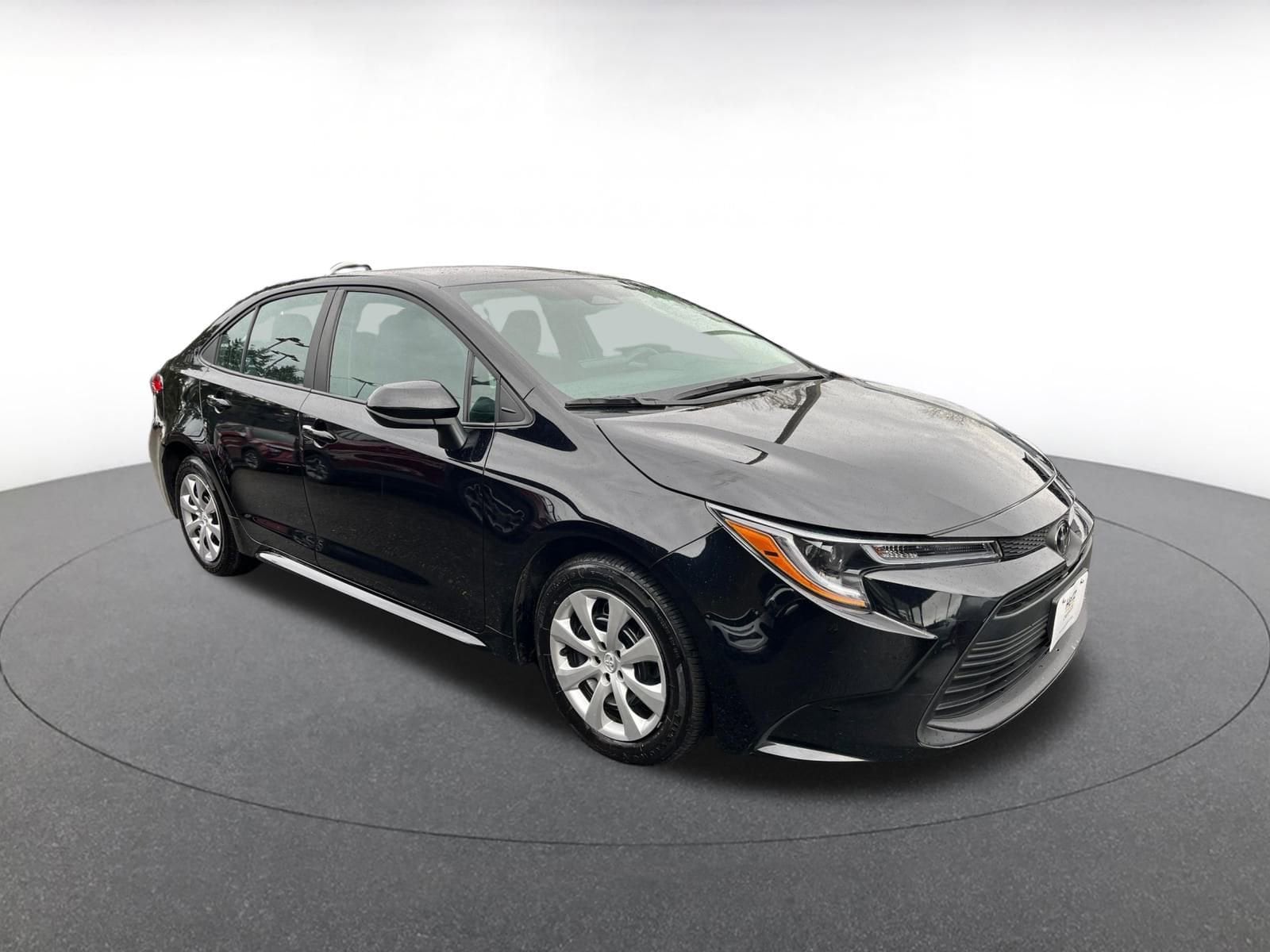 Thumbnail: 2025 Toyota Corolla - 1