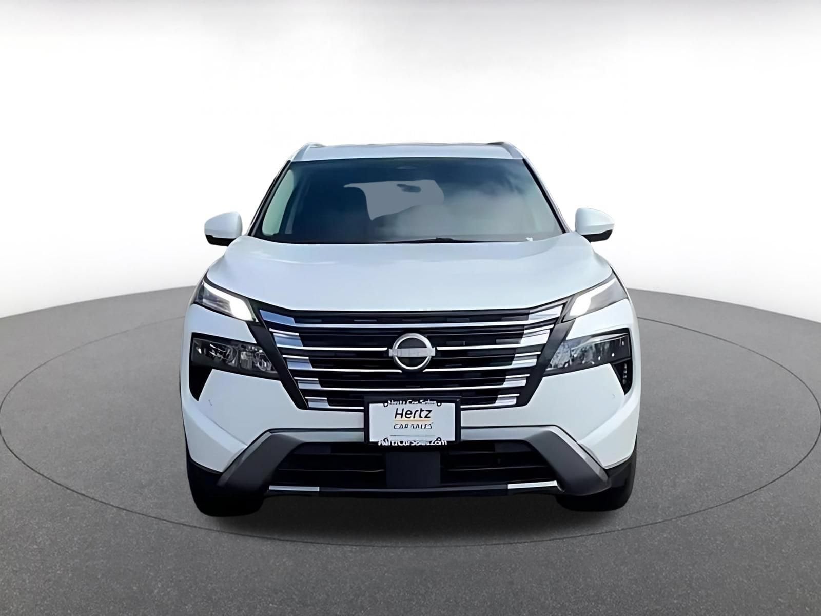 Thumbnail: 2026 Nissan Rogue - 4