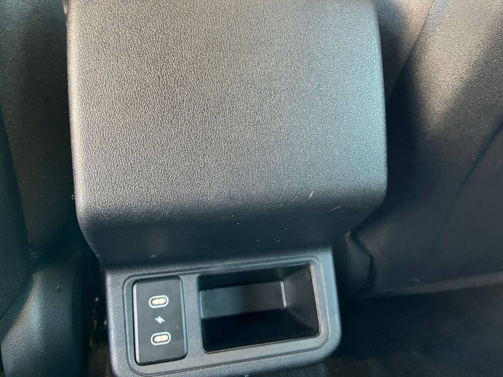 Thumbnail: 2025 Kia K4 - 25