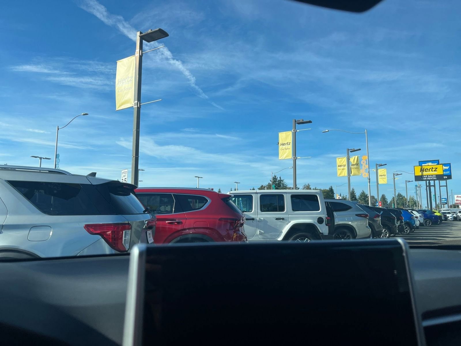 Thumbnail: 2025 Toyota RAV4 - 18