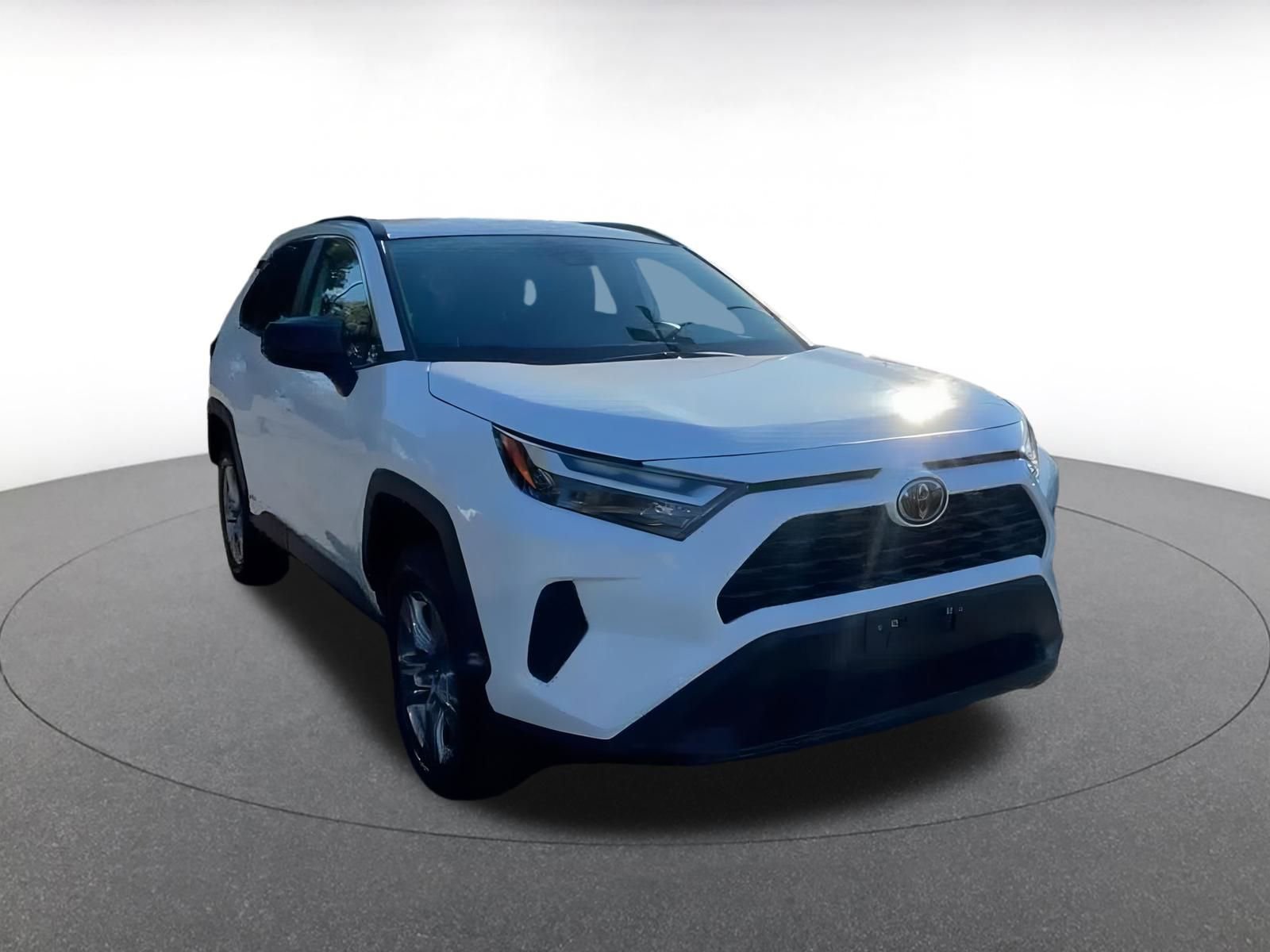 Thumbnail: 2025 Toyota RAV4 - 3