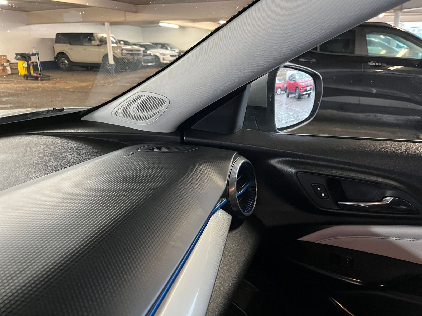 Thumbnail: 2025 Chevrolet Trax - 35