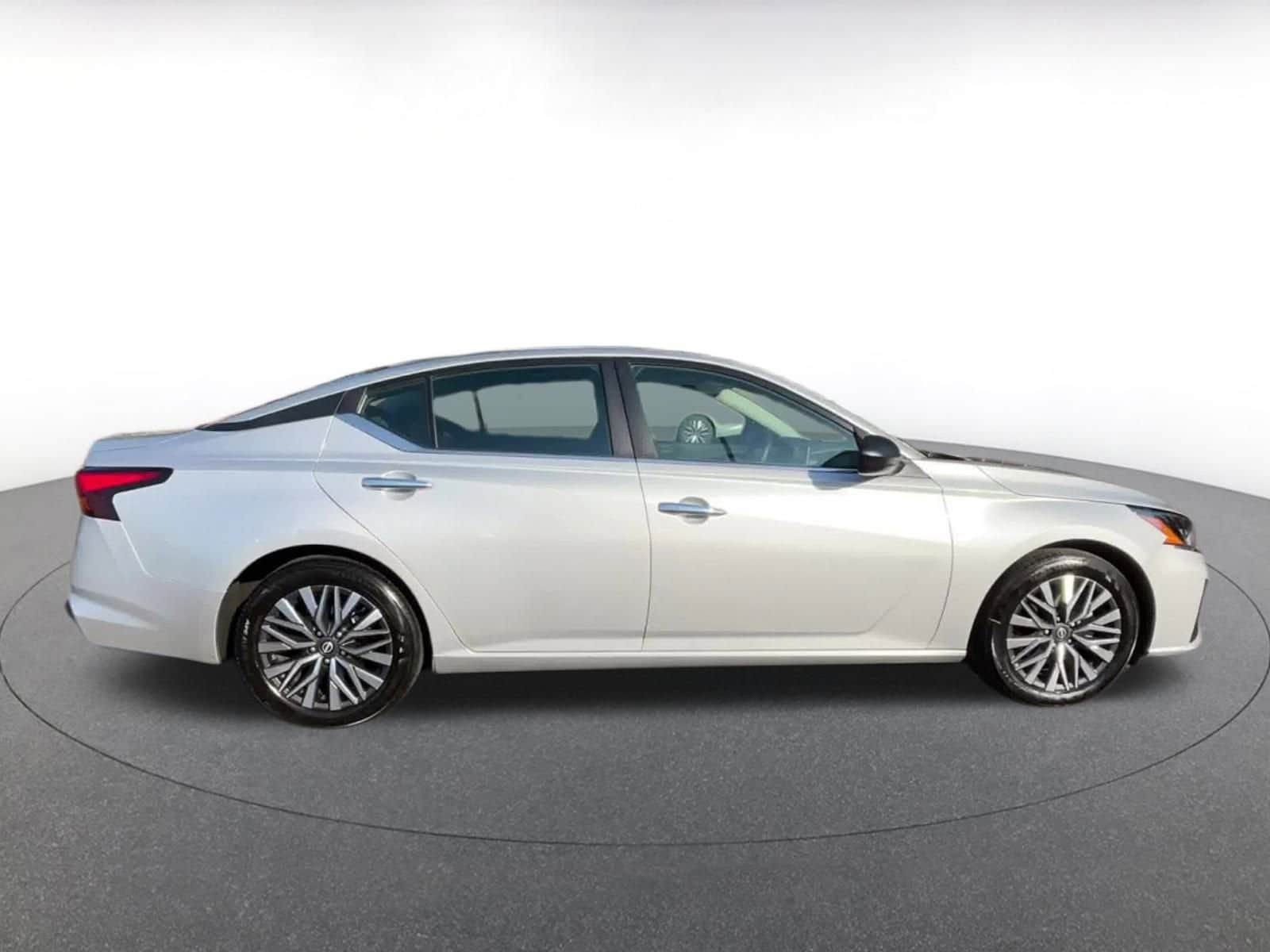 Thumbnail: 2024 Nissan Altima - 16