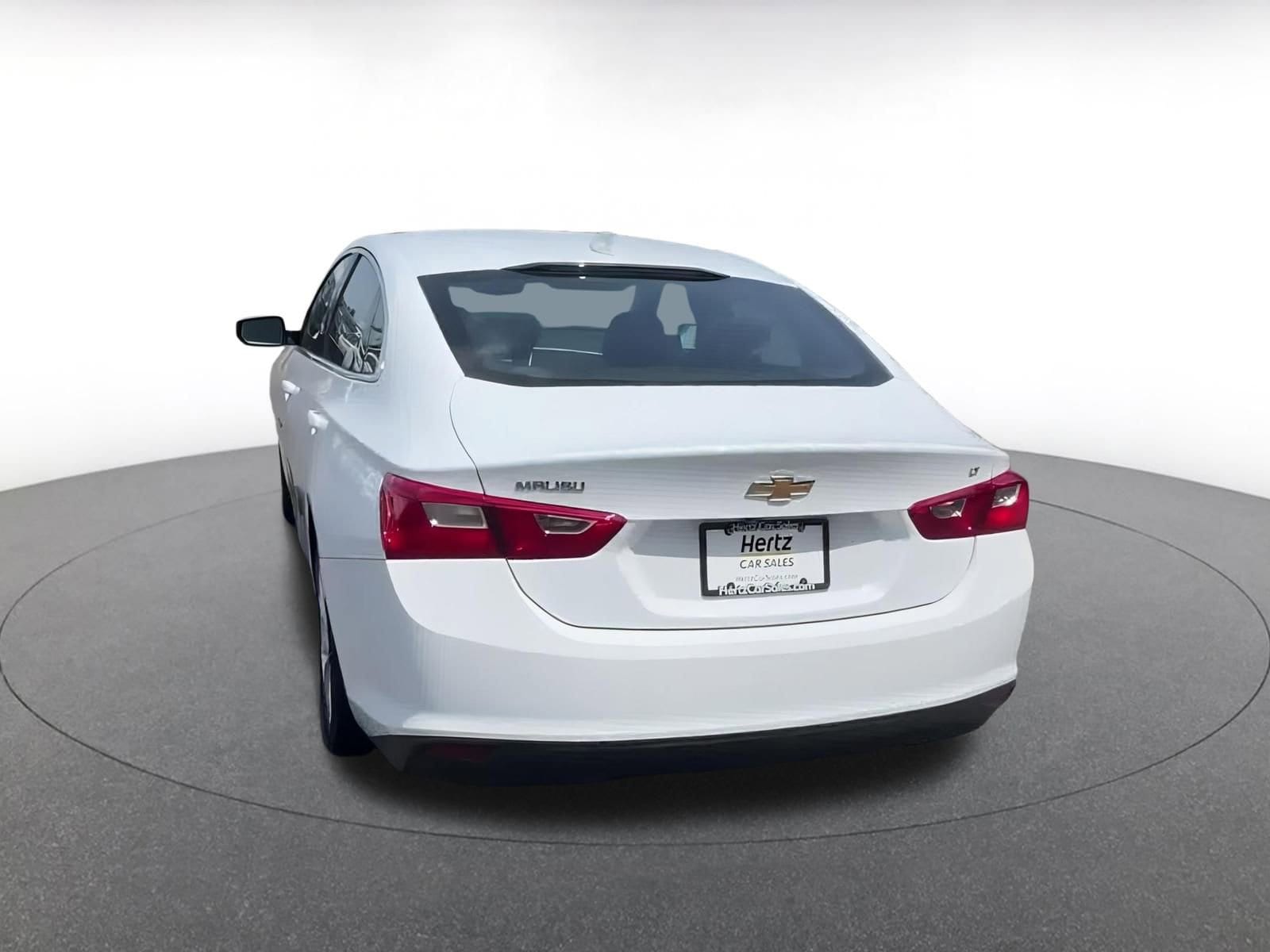 Thumbnail: 2023 Chevrolet Malibu - 11