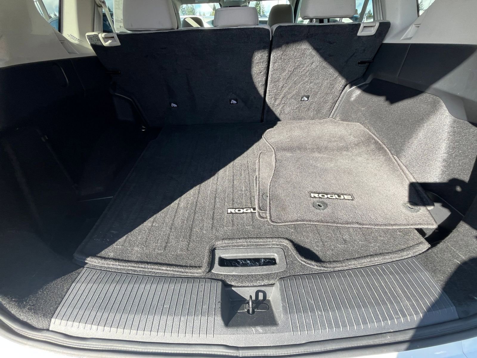 Thumbnail: 2025 Nissan Rogue - 33