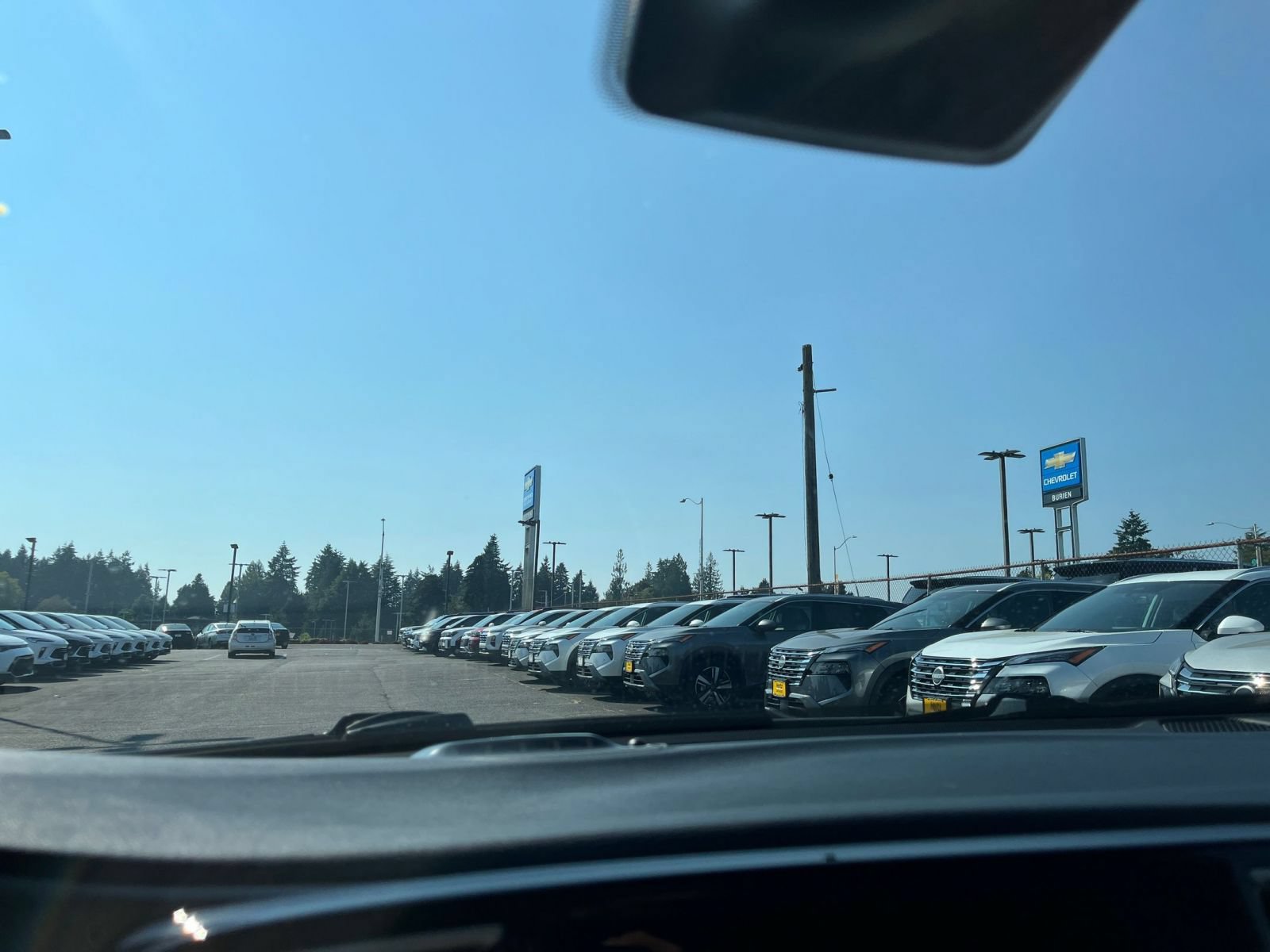 Thumbnail: 2023 Chrysler Pacifica - 17
