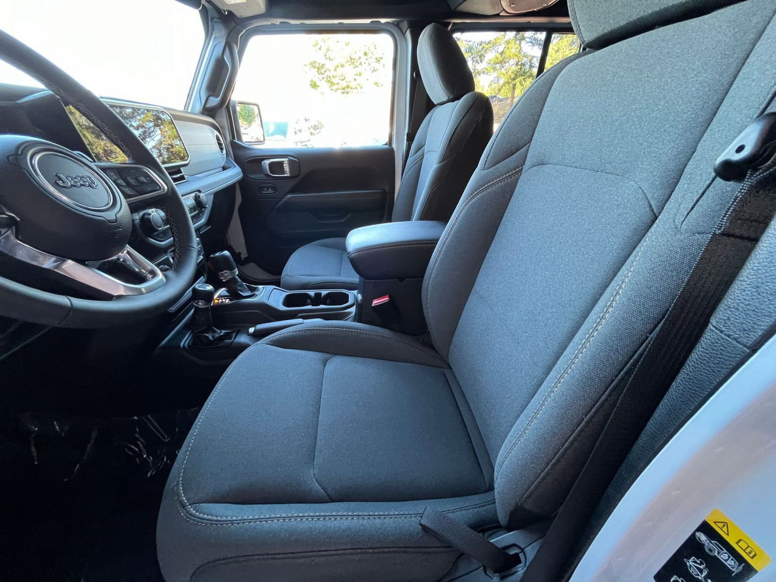 Thumbnail: 2025 Jeep Wrangler - 27