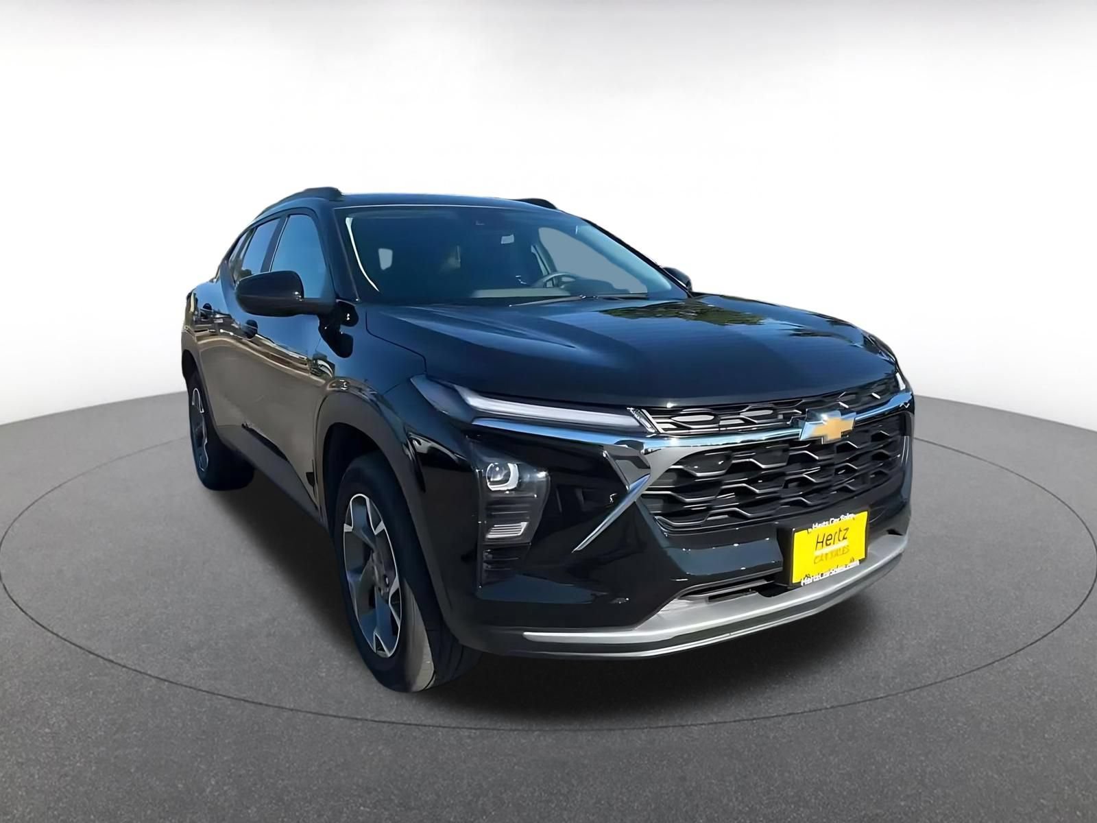Thumbnail: 2025 Chevrolet Trax - 3