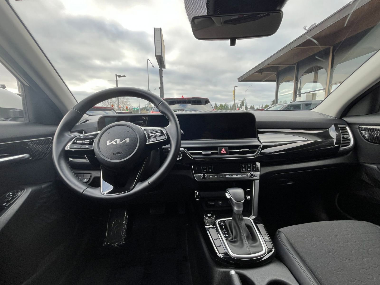 Thumbnail: 2025 Kia Seltos - 35