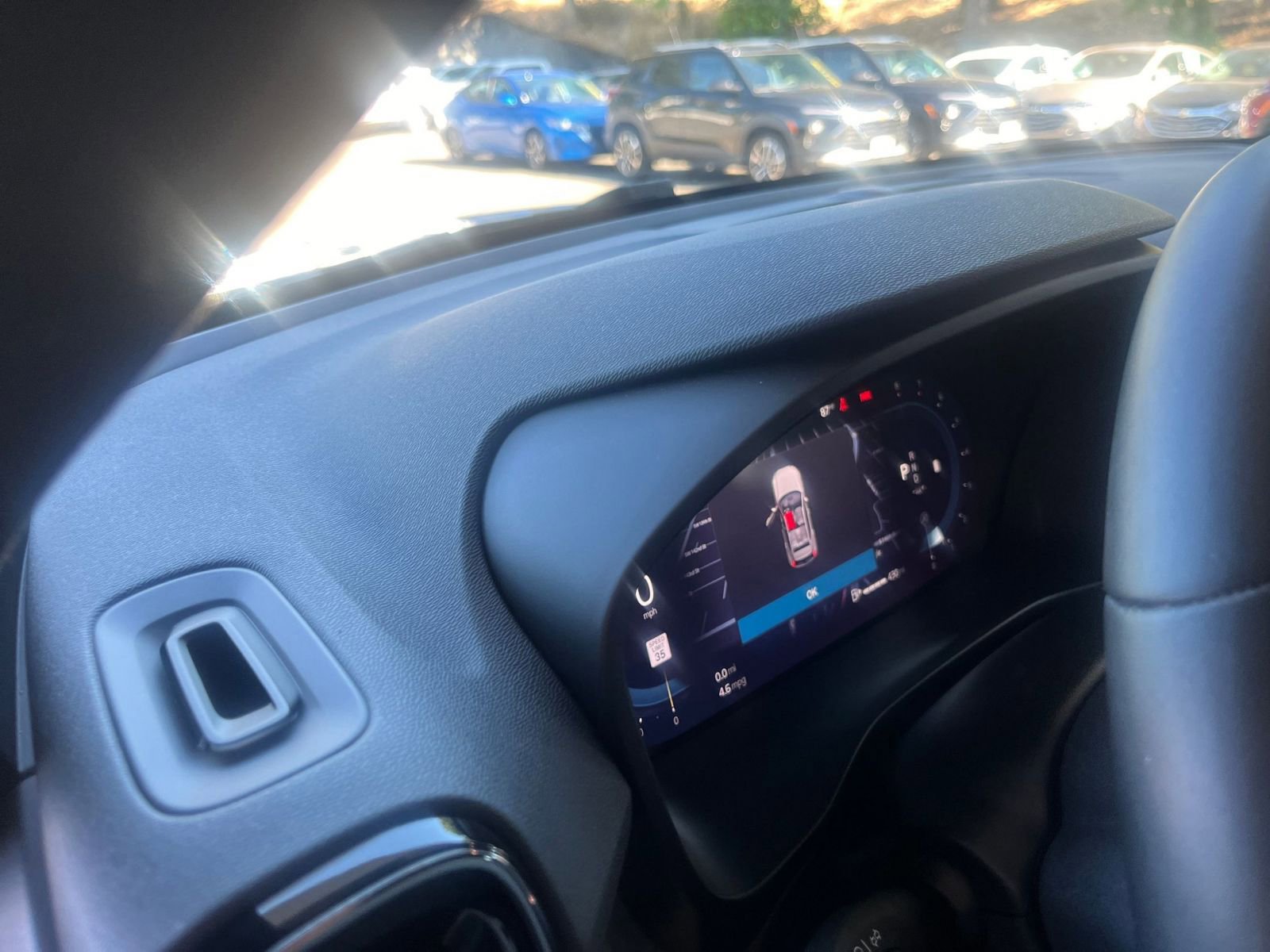 Thumbnail: 2024 Volvo XC40 - 34