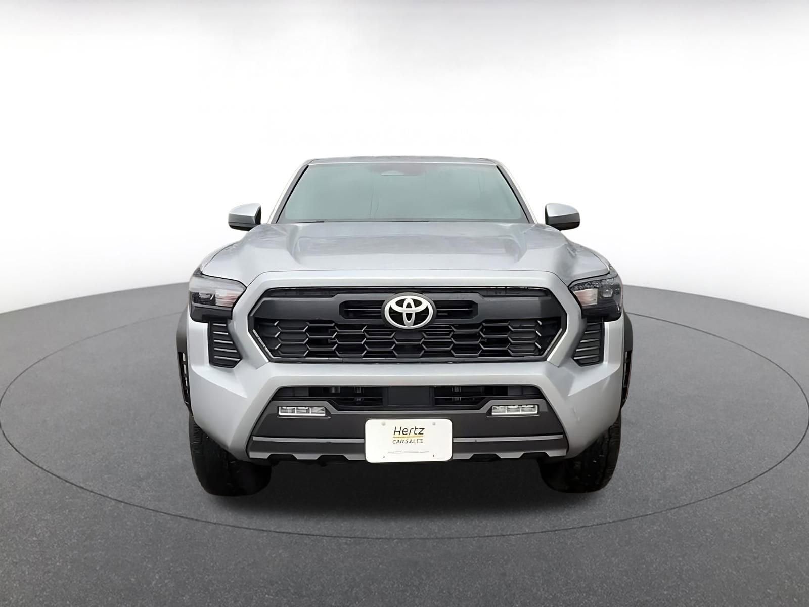 Thumbnail: 2025 Toyota Tacoma - 4