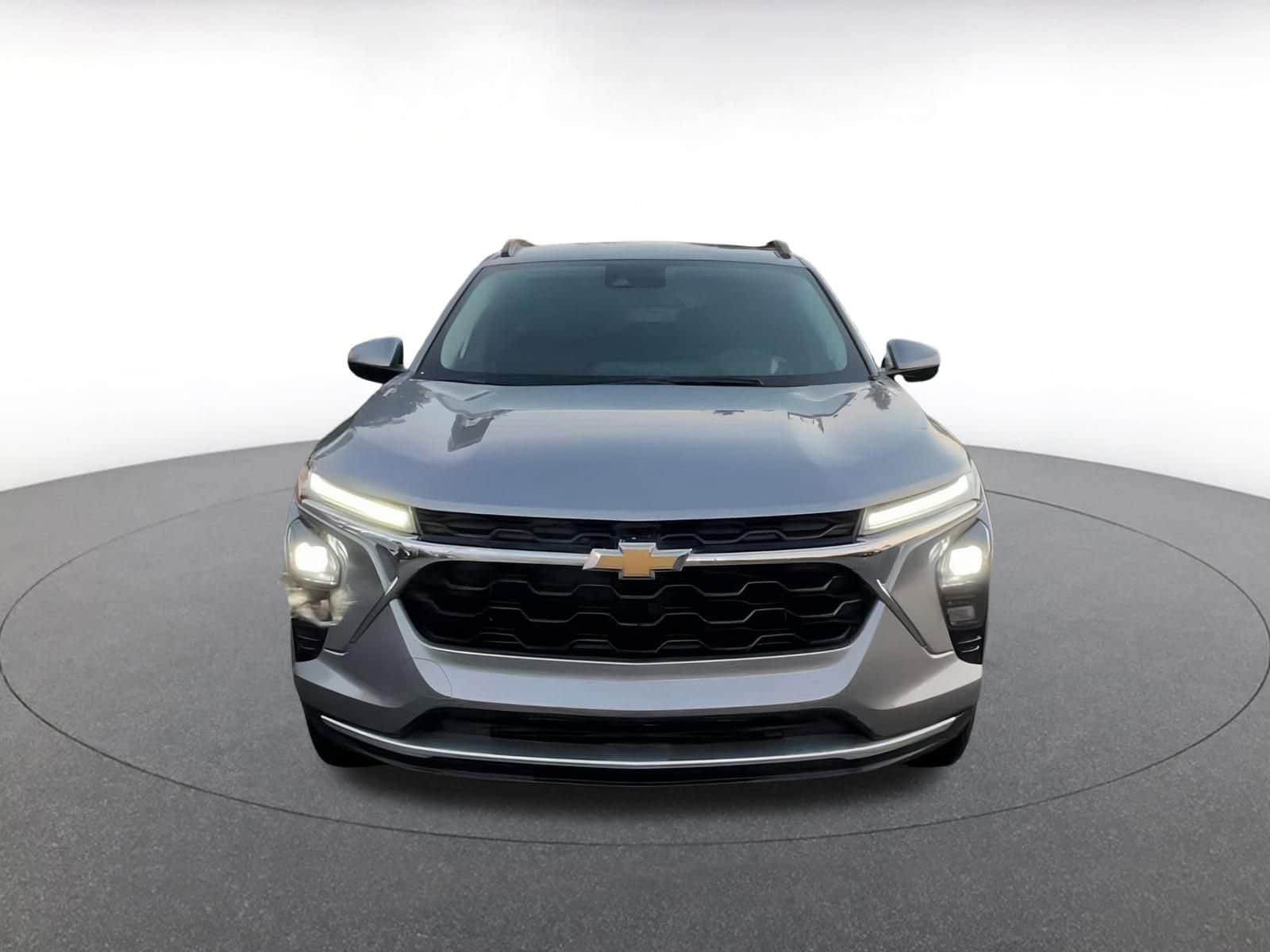 Thumbnail: 2025 Chevrolet Trax - 4