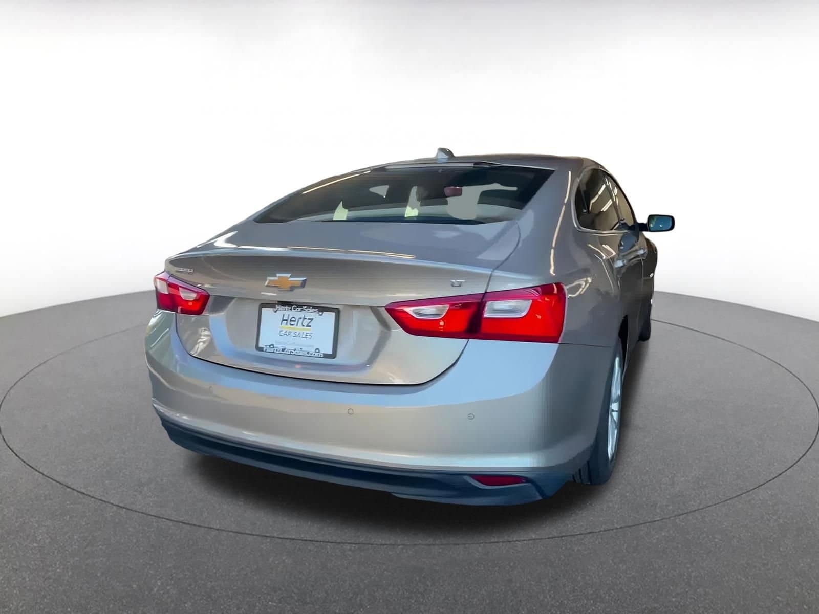 Thumbnail: 2023 Chevrolet Malibu - 14