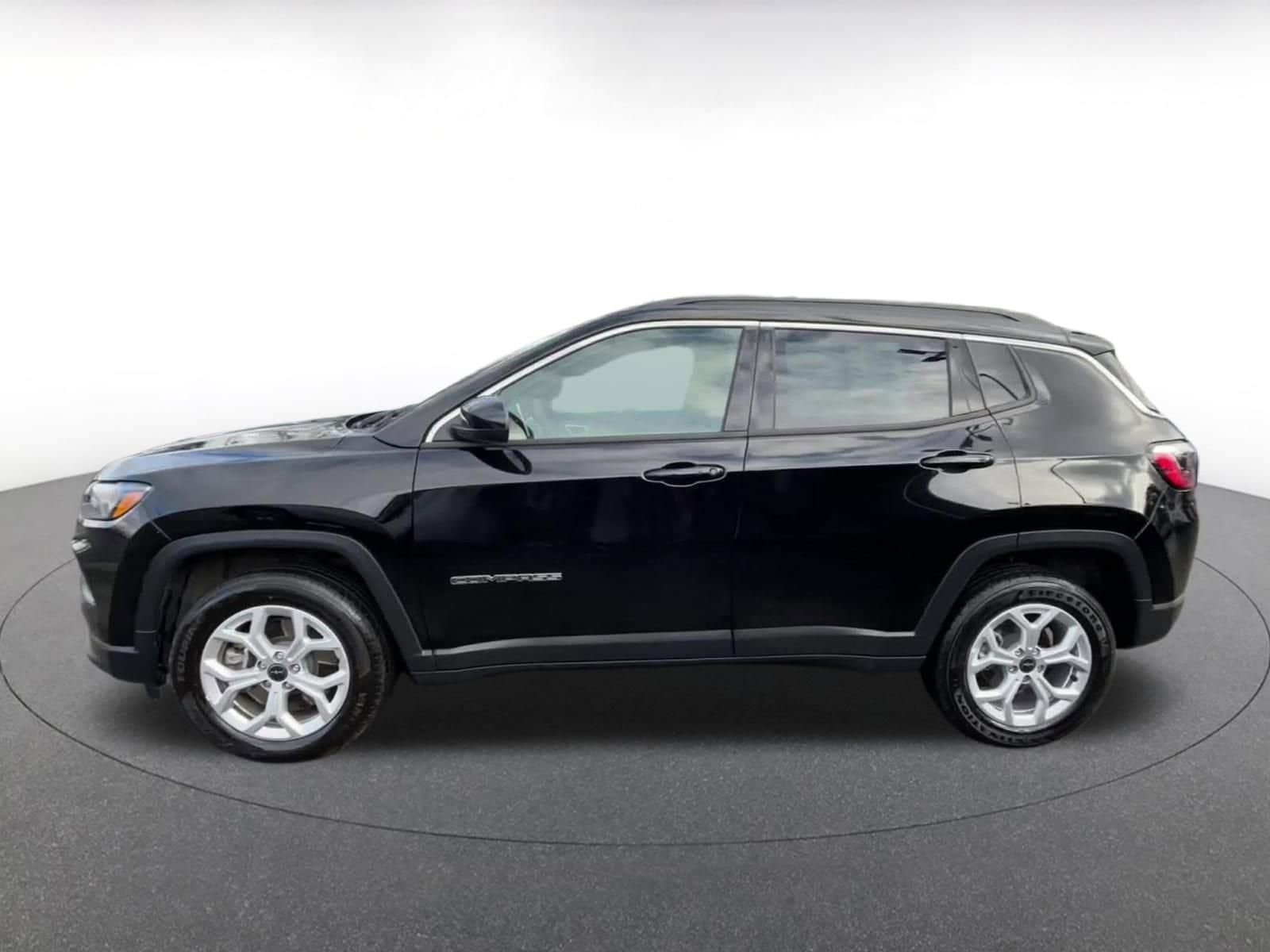 Thumbnail: 2025 Jeep Compass - 10