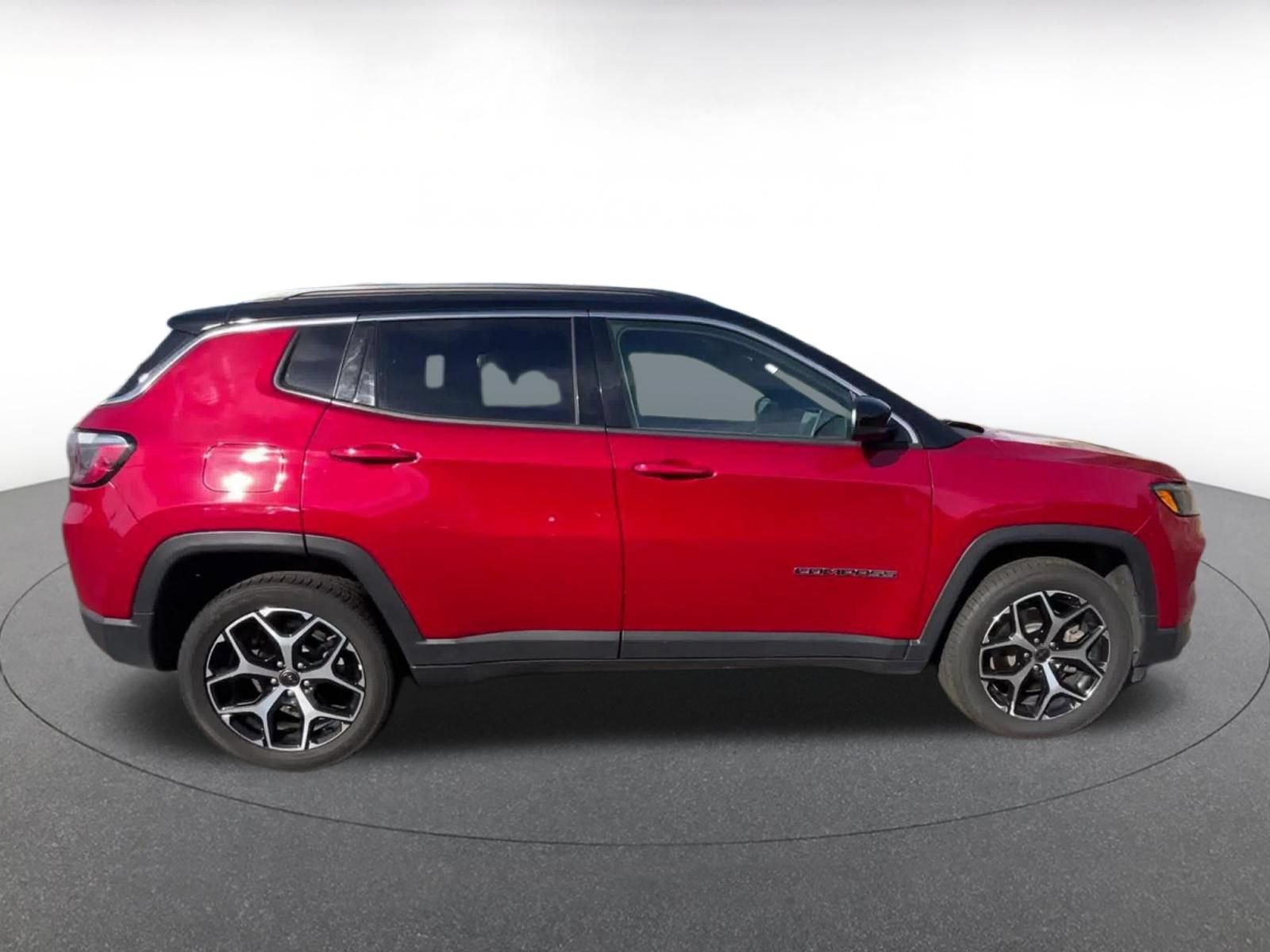 Thumbnail: 2025 Jeep Compass - 16