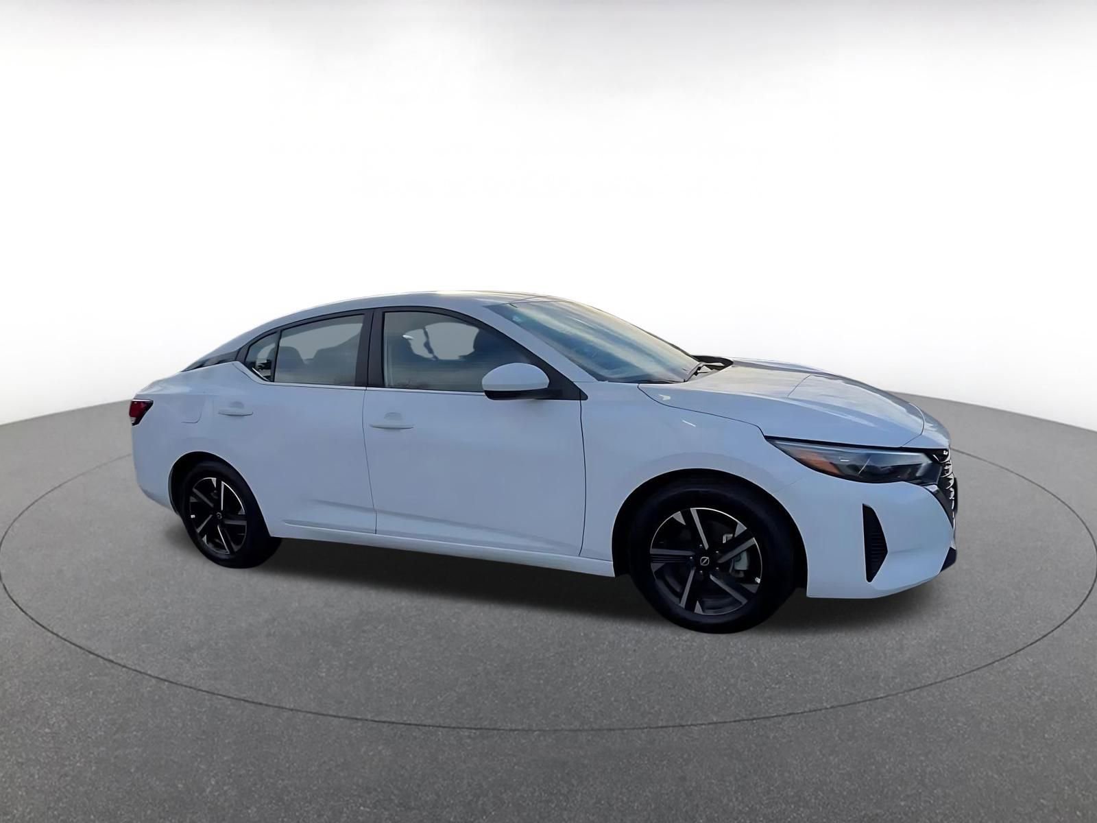 Thumbnail: 2025 Nissan Sentra - 2