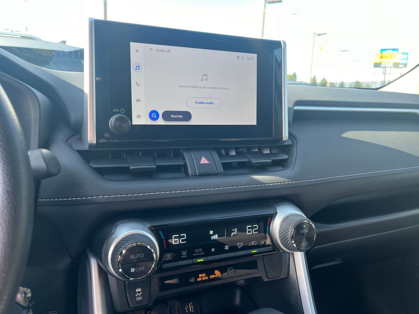 Thumbnail: 2025 Toyota RAV4 - 21