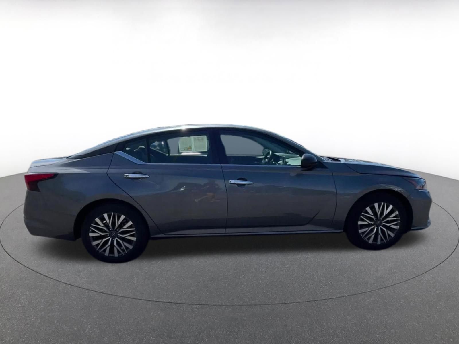 Thumbnail: 2025 Nissan Altima - 16