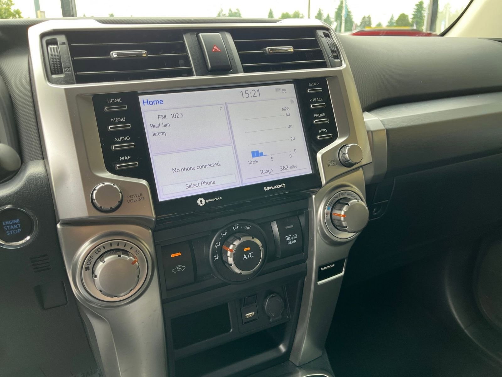 Thumbnail: 2024 Toyota 4Runner - 21