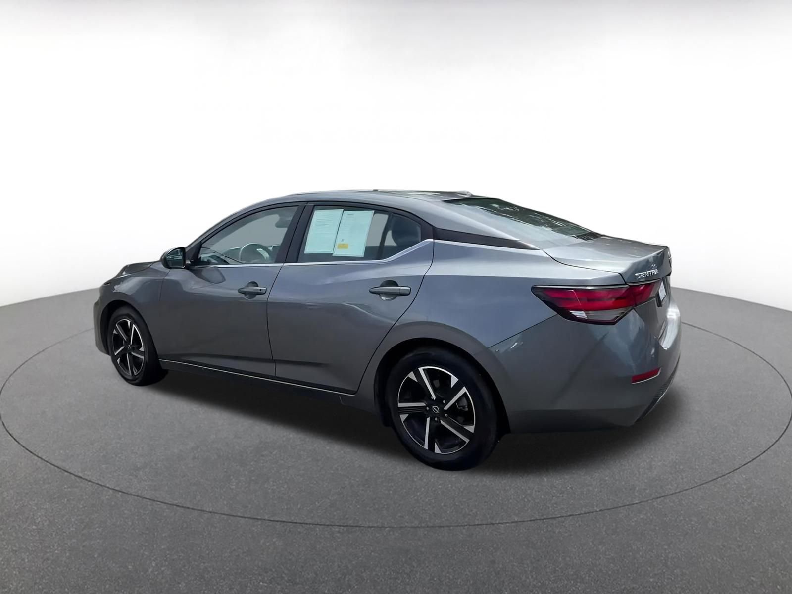 Thumbnail: 2024 Nissan Sentra - 10