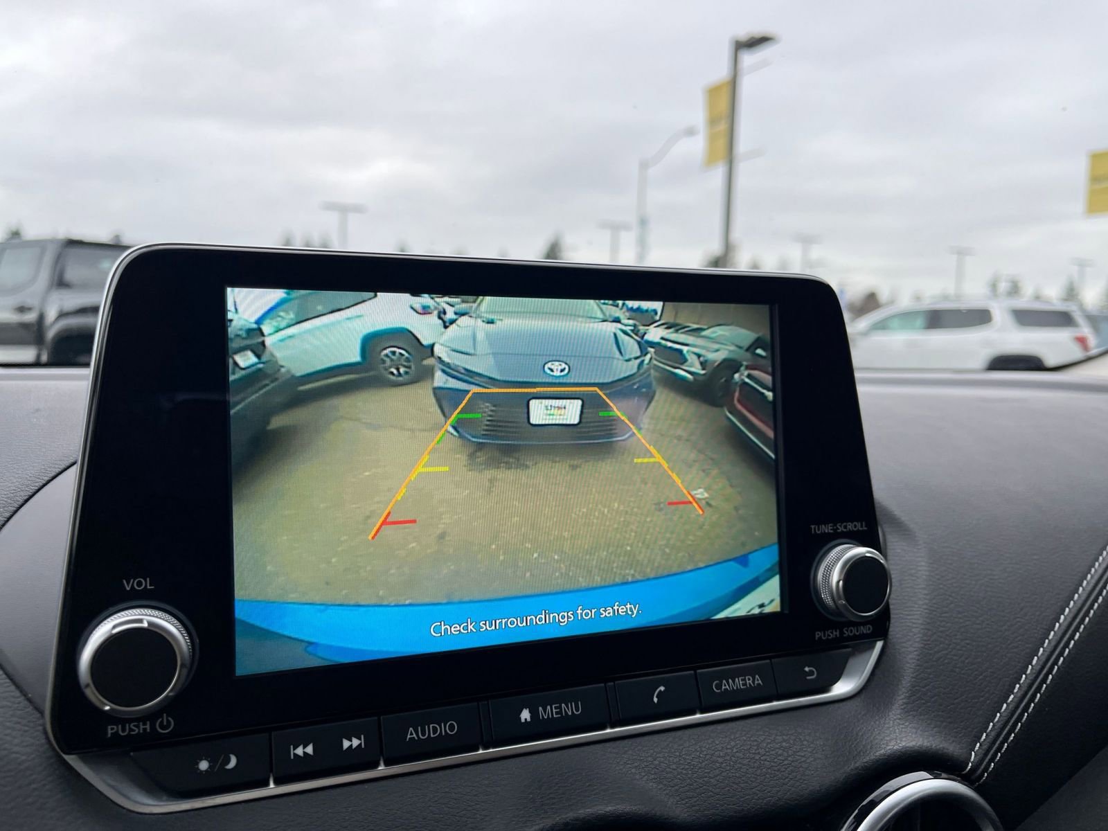 Thumbnail: 2025 Nissan Sentra - 24