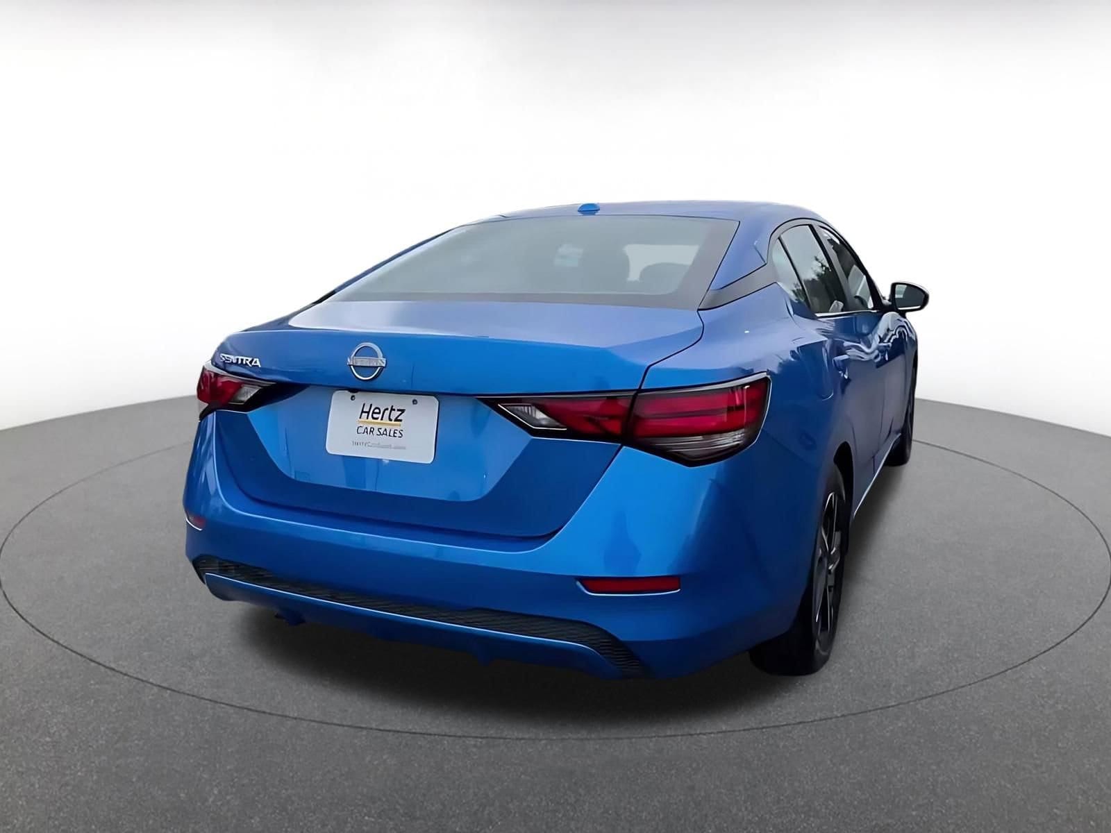 Thumbnail: 2025 Nissan Sentra - 15