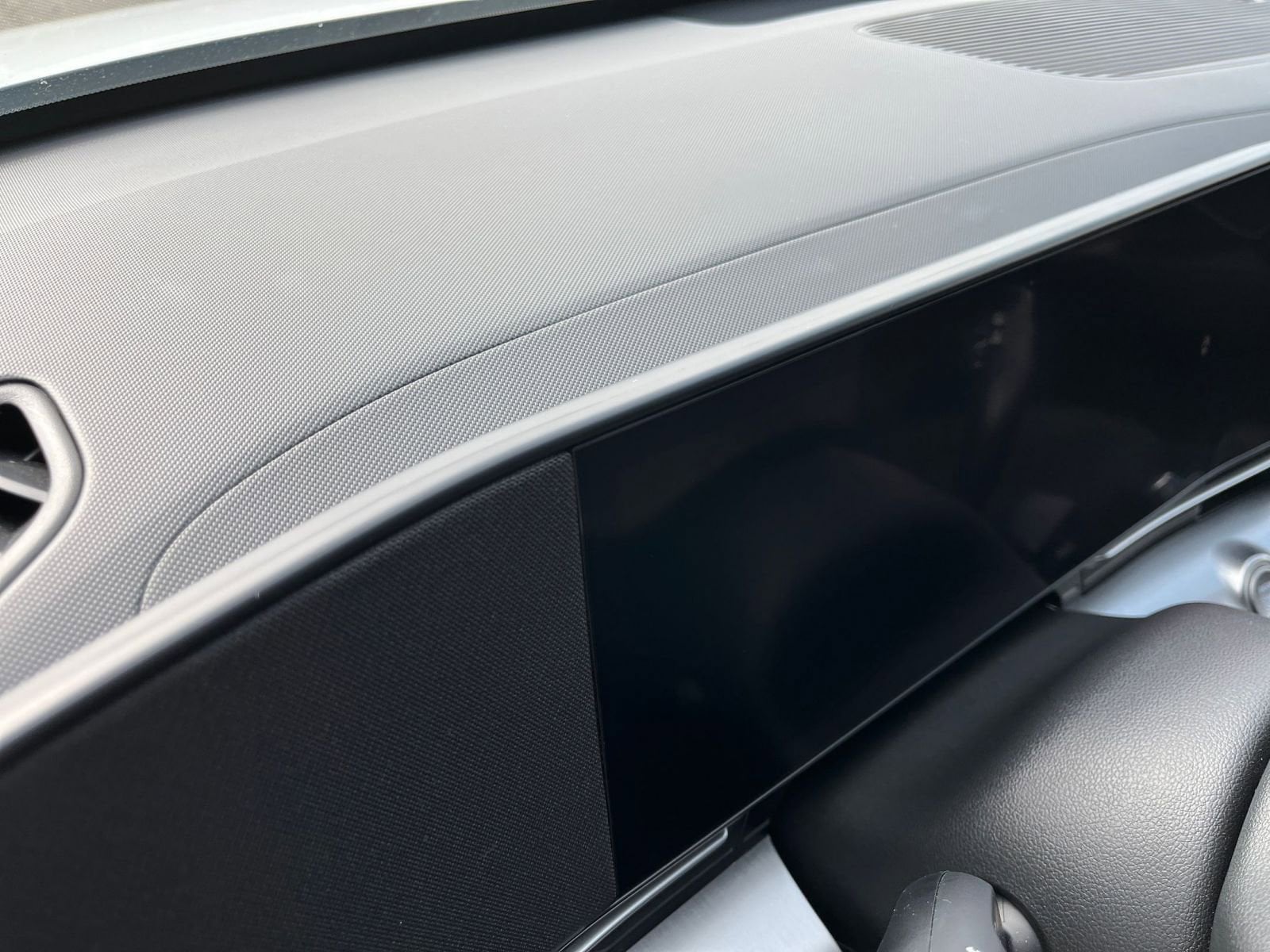2024 Hyundai Kona SEL 34