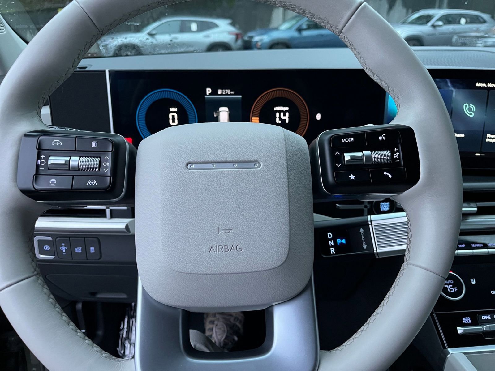 Thumbnail: 2025 Hyundai Santa Fe - 28