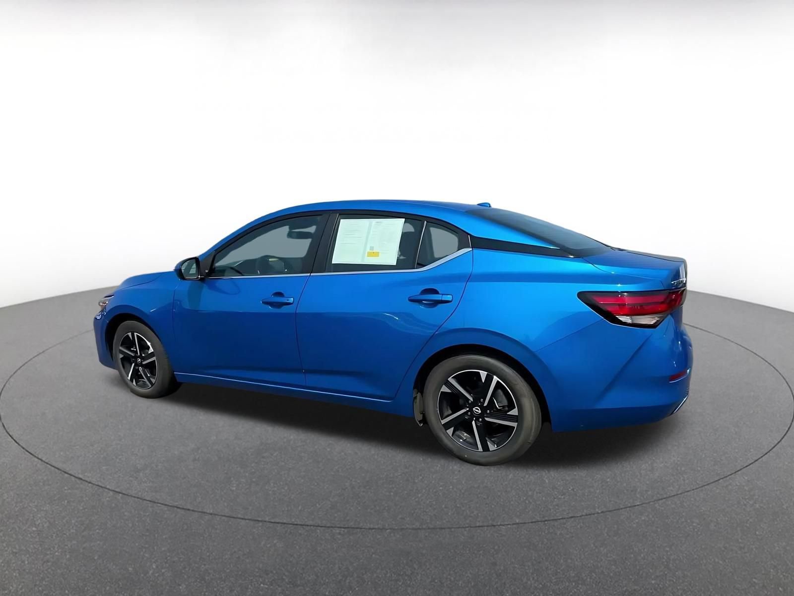 Thumbnail: 2025 Nissan Sentra - 8