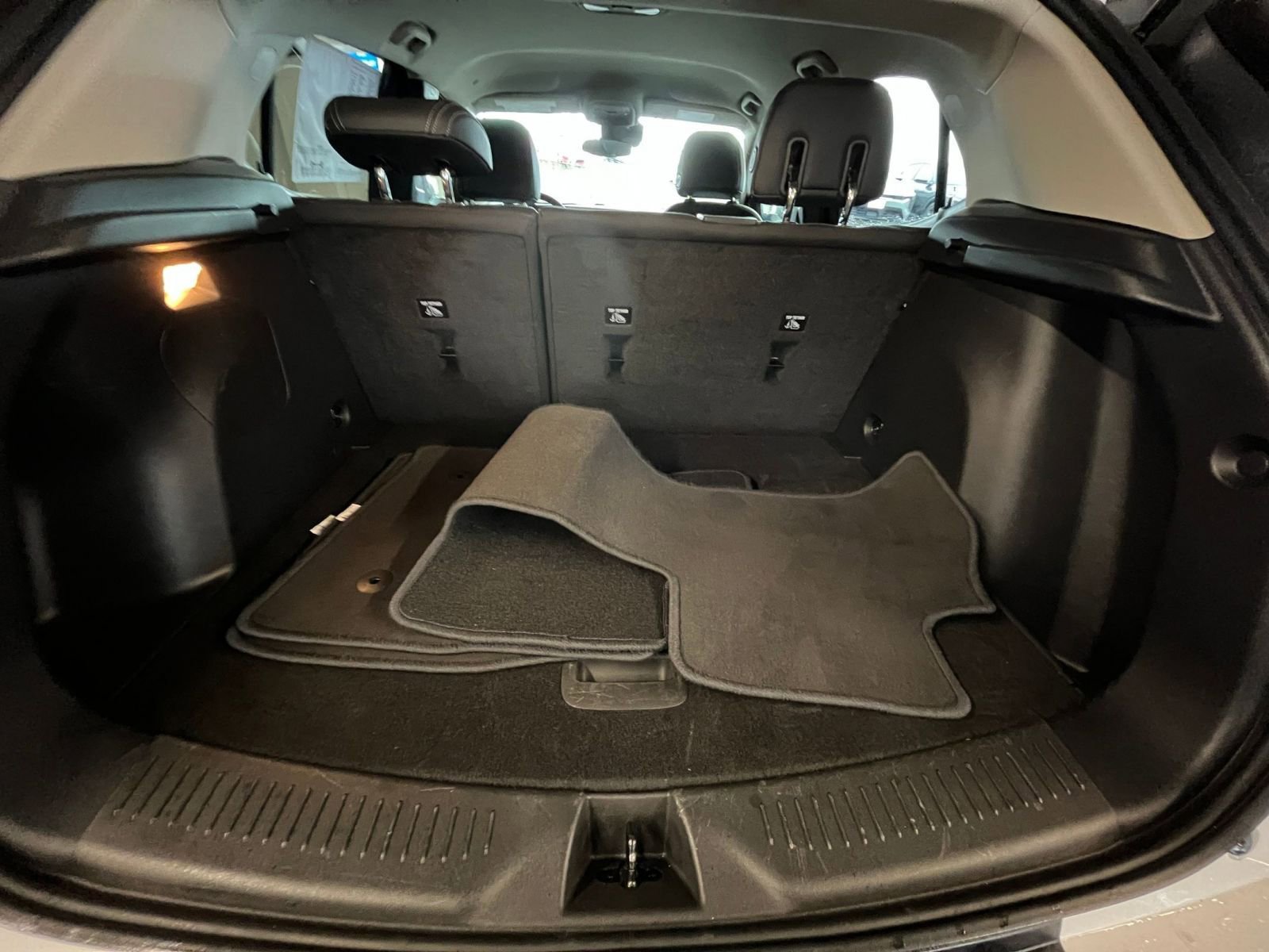 Thumbnail: 2025 Buick Encore GX - 32