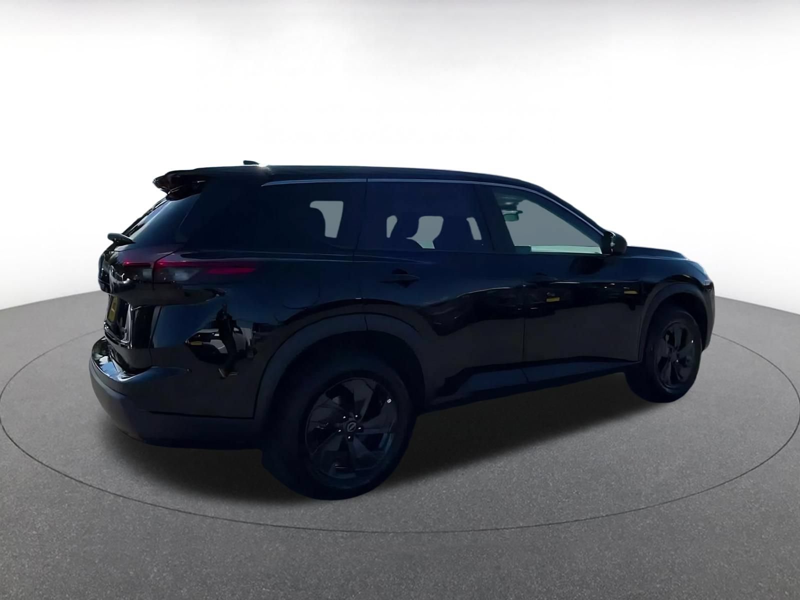 Thumbnail: 2026 Nissan Rogue - 12