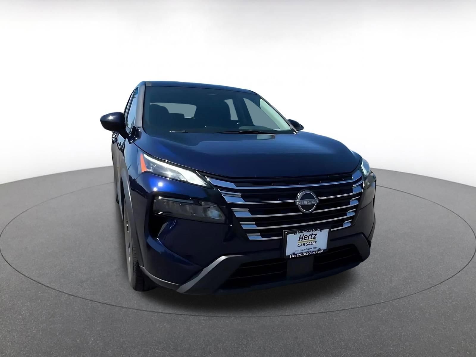 Thumbnail: 2025 Nissan Rogue - 3