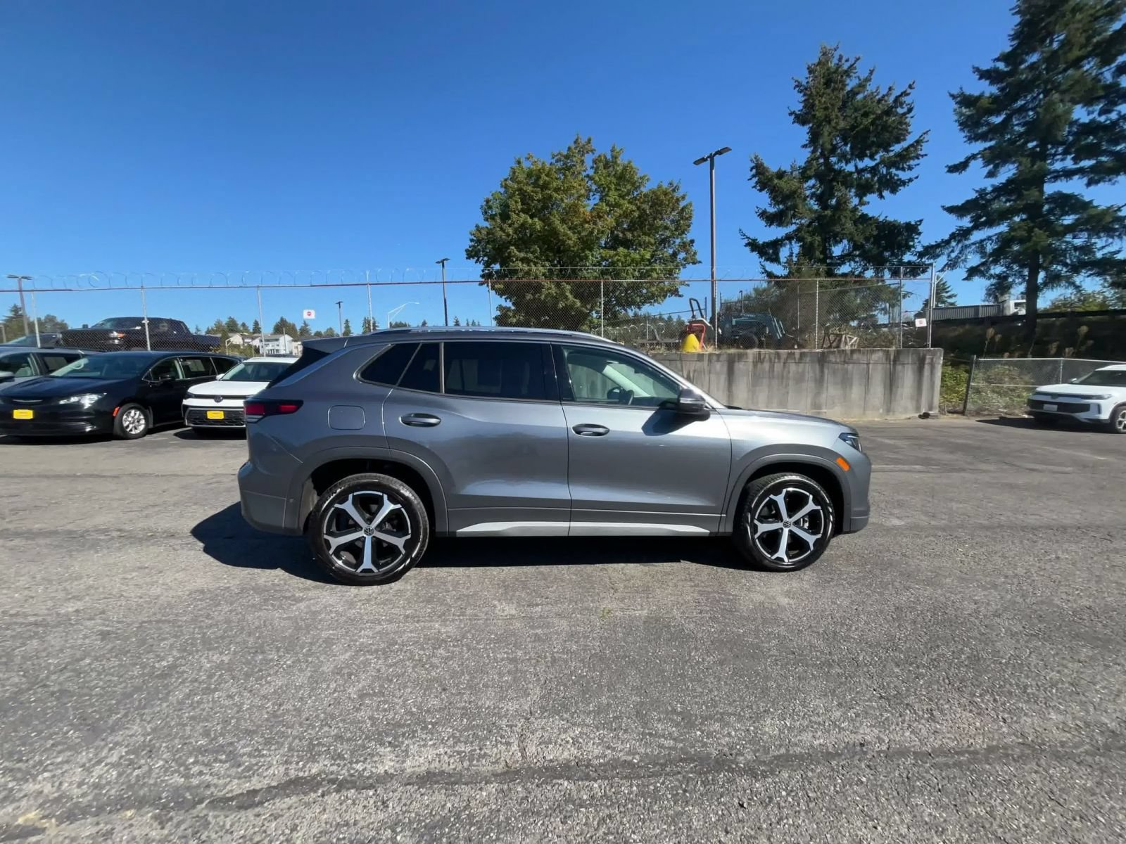 Thumbnail: 2026 Volkswagen Tiguan - 15