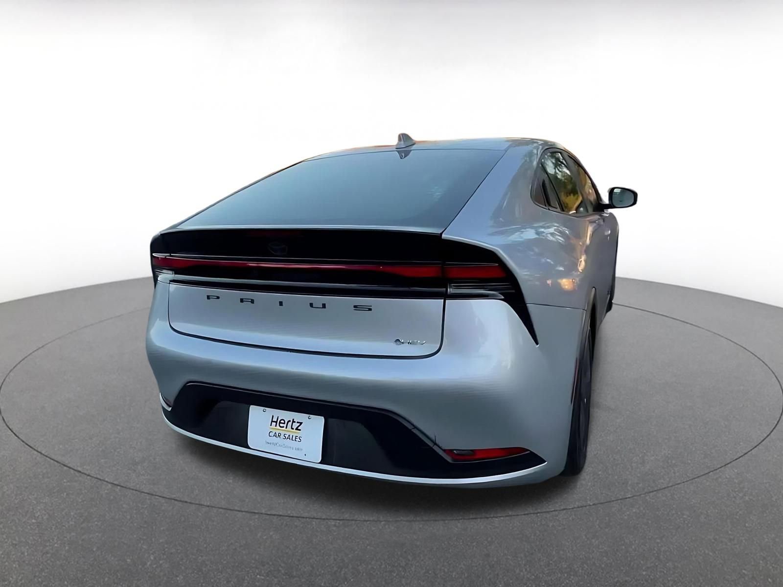 Thumbnail: 2025 Toyota Prius - 14