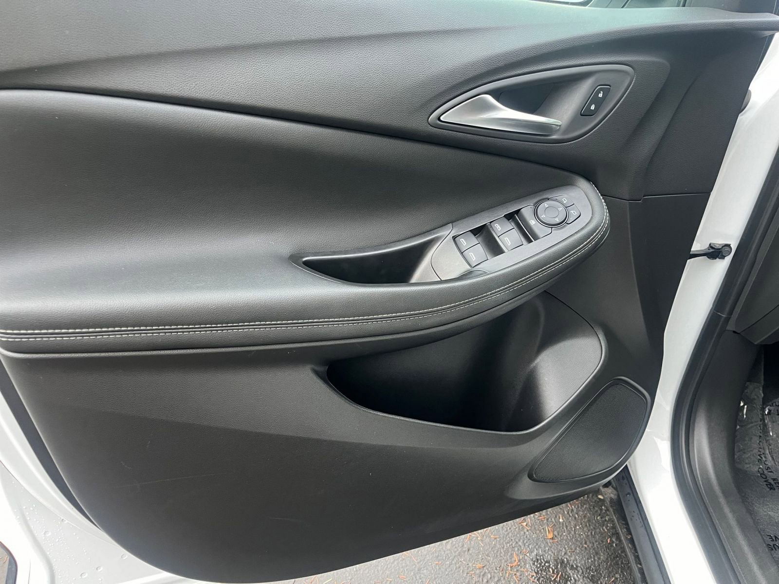 Thumbnail: 2025 Buick Encore GX - 18