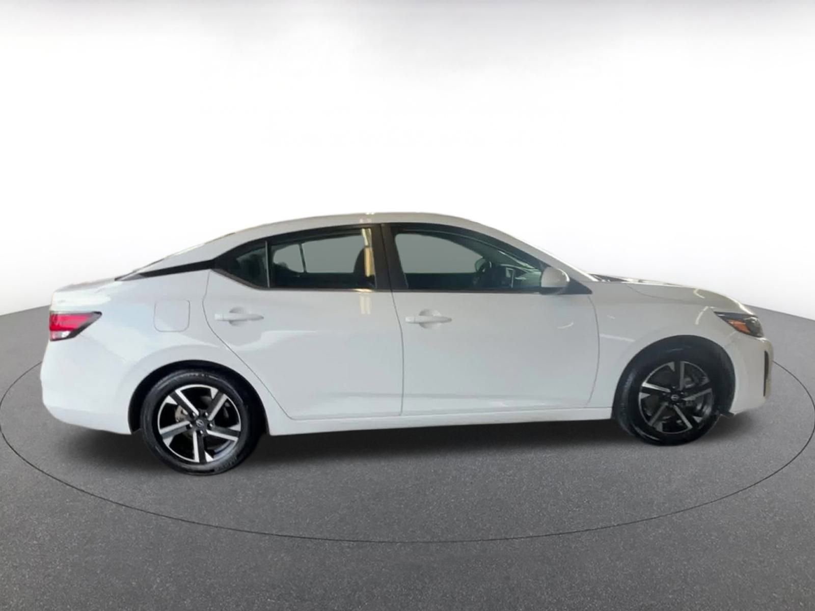 Thumbnail: 2024 Nissan Sentra - 16