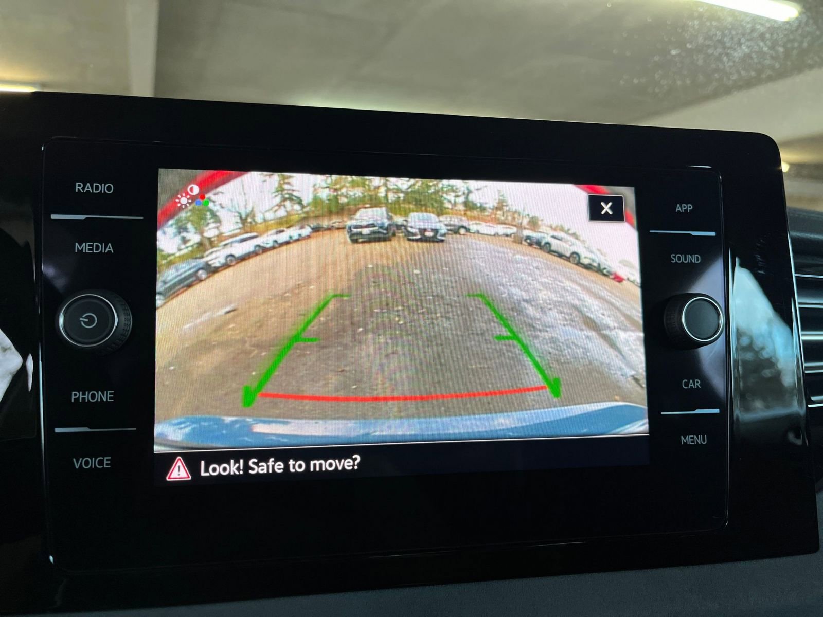 Thumbnail: 2025 Volkswagen Jetta - 25