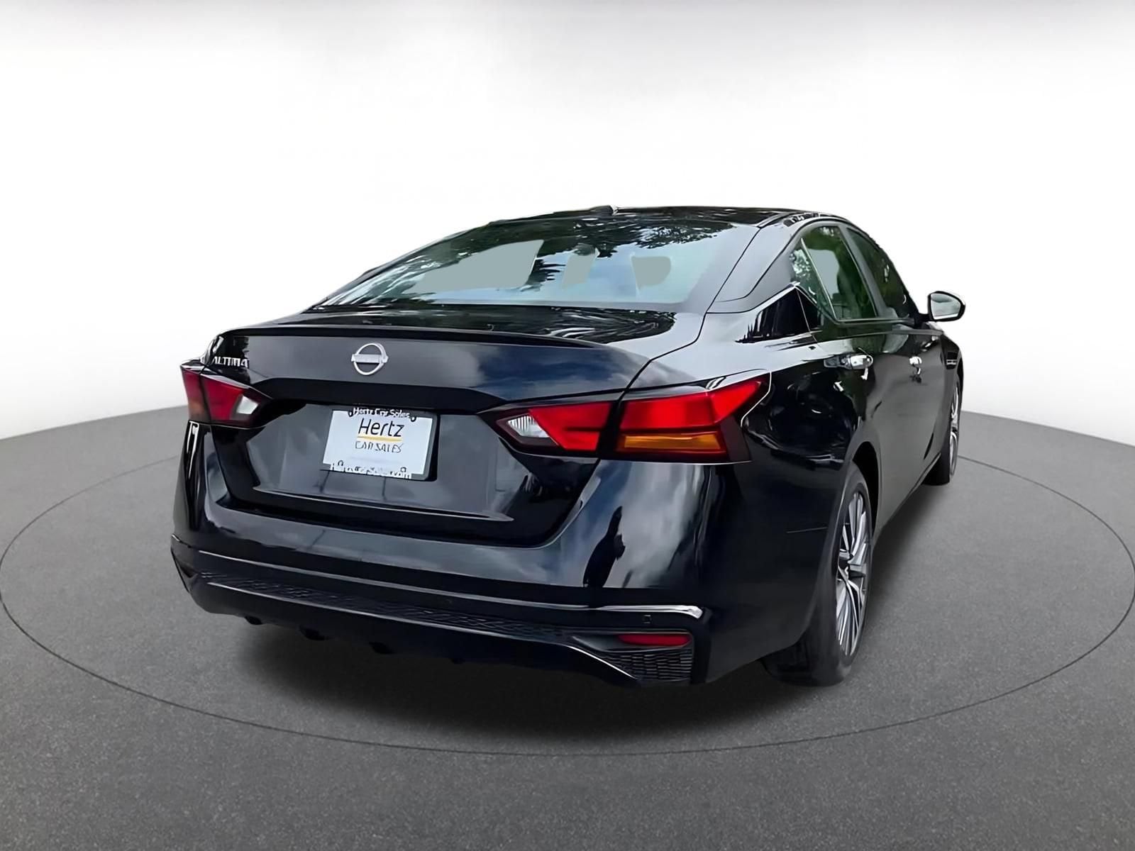 Thumbnail: 2025 Nissan Altima - 11