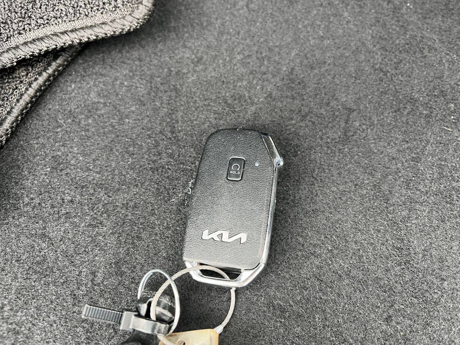 Thumbnail: 2025 Kia Seltos - 27