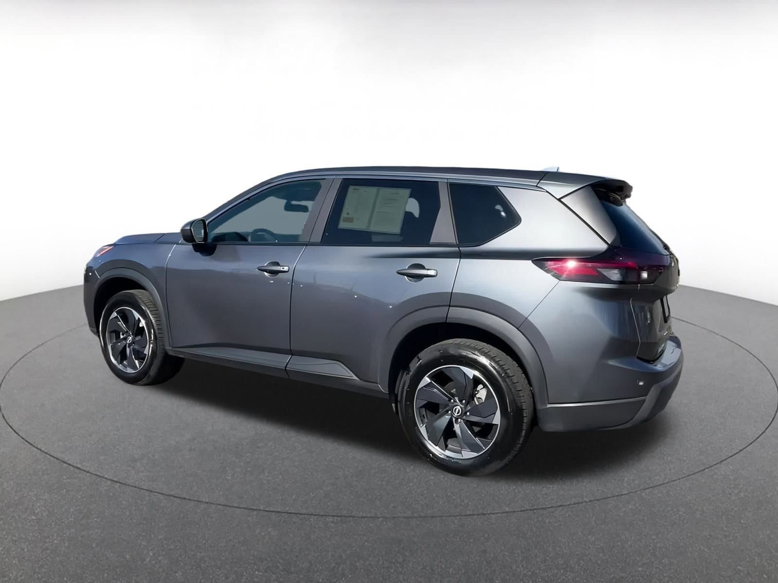 Thumbnail: 2024 Nissan Rogue - 10