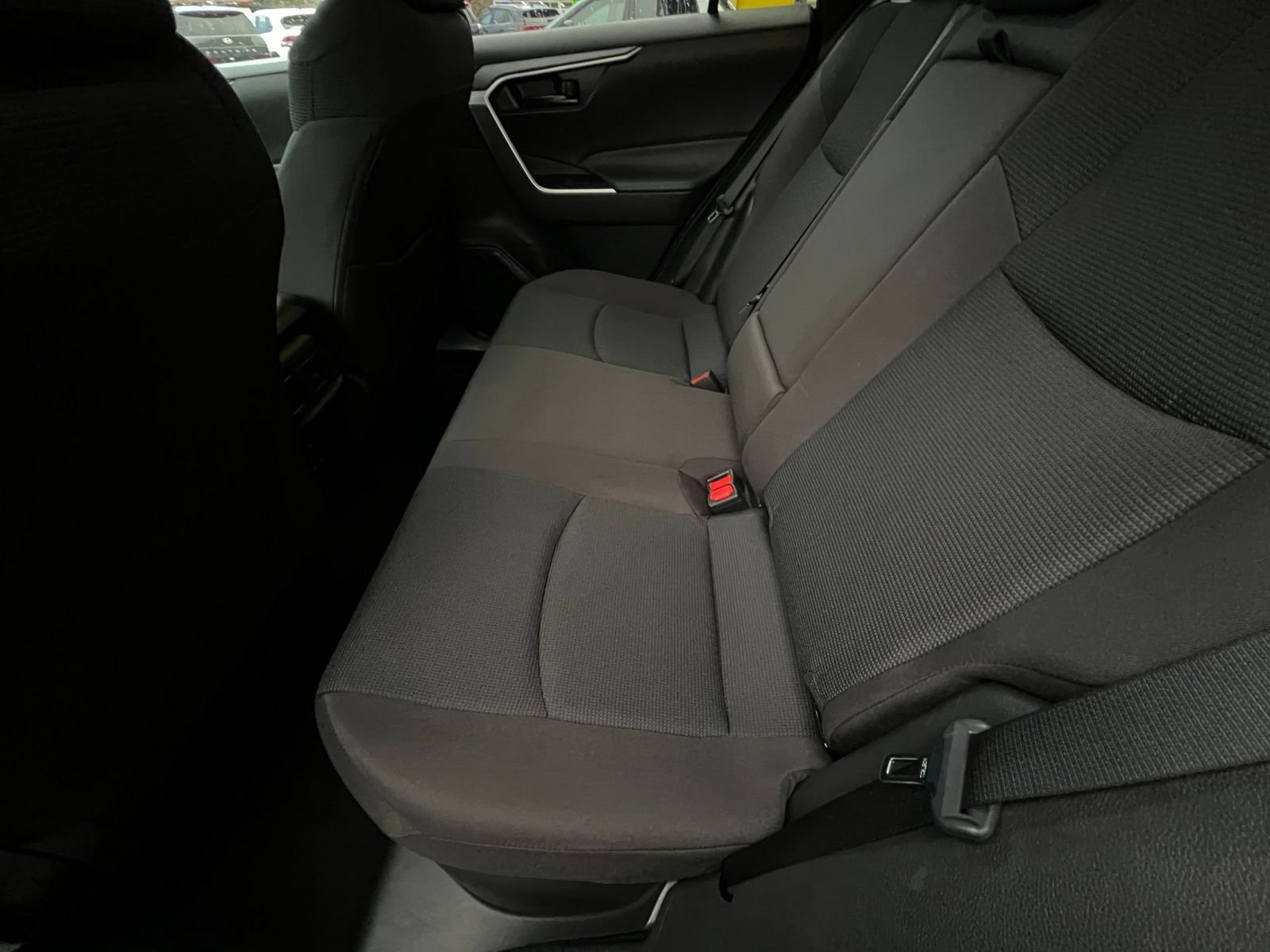 Thumbnail: 2025 Toyota RAV4 - 25