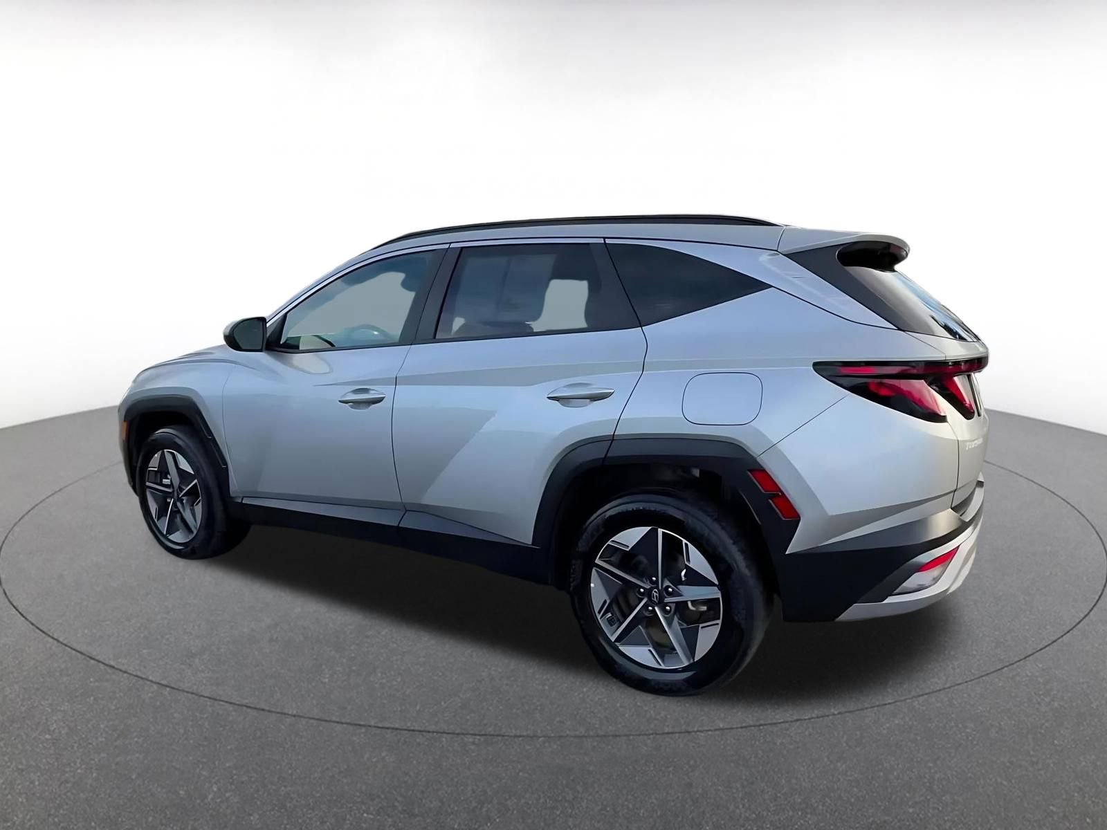 Thumbnail: 2025 Hyundai Tucson - 10