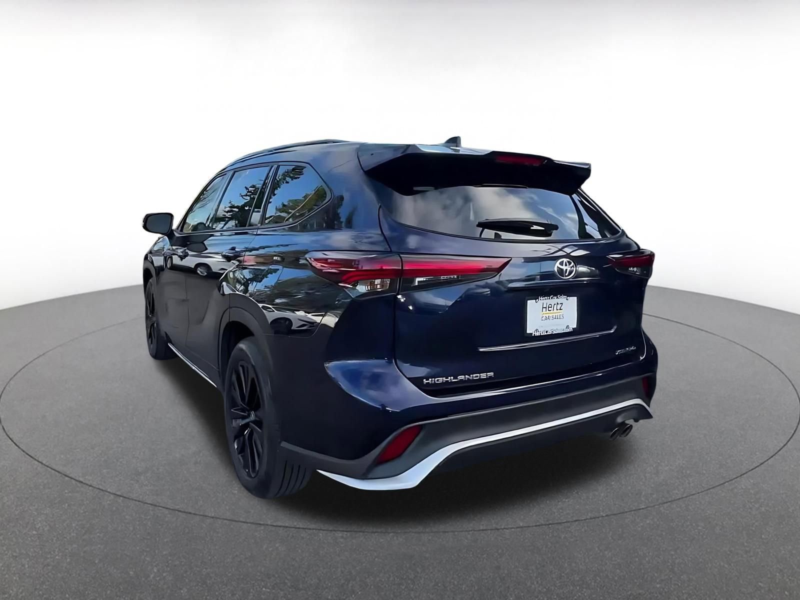 Thumbnail: 2025 Toyota Highlander - 10