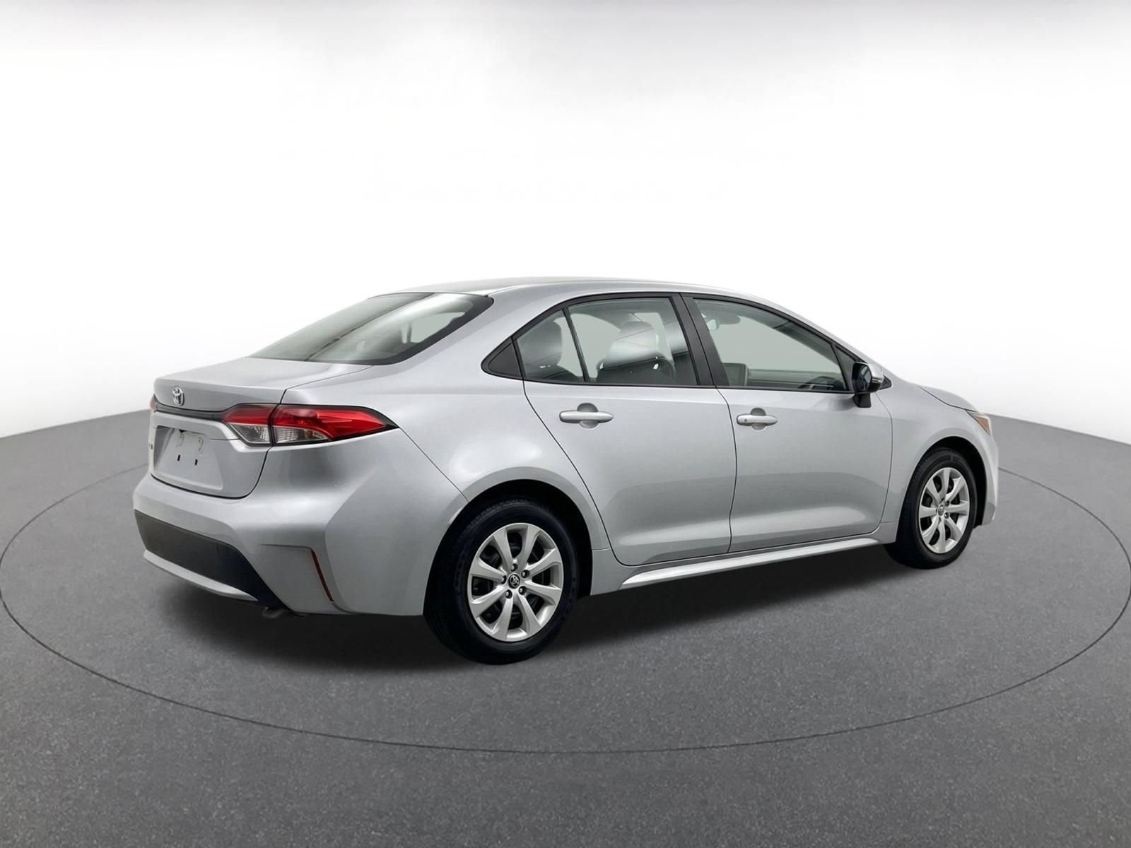 Thumbnail: 2025 Toyota Corolla - 9